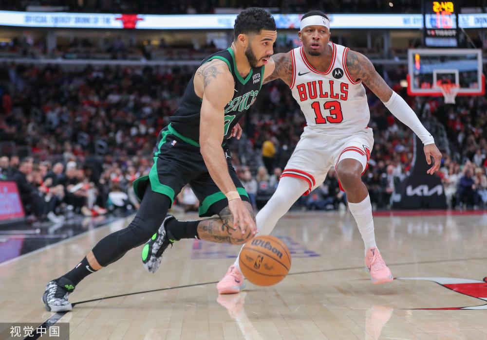 比赛中夺得 比赛中夺得