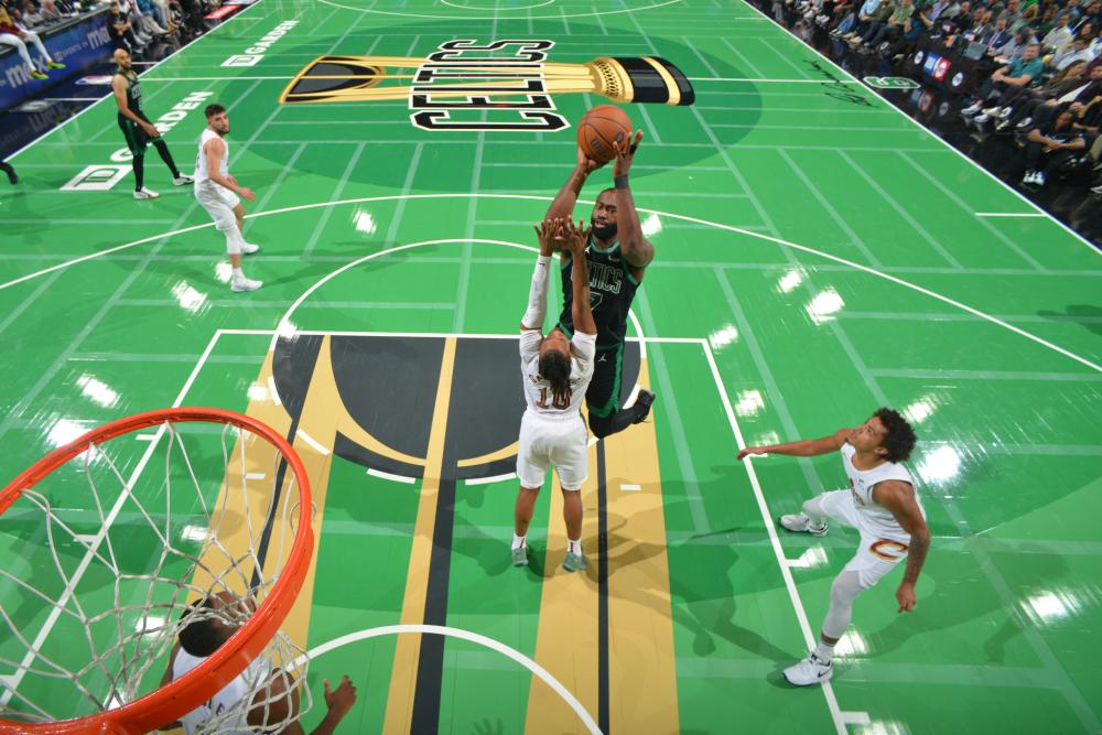 让他在场上 让他在场上