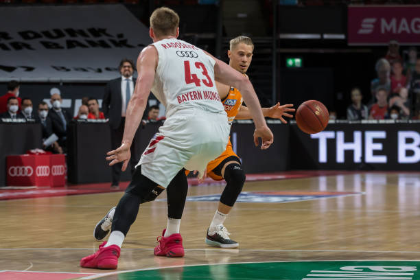 还是战略的 还是战略的